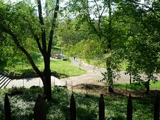 Rented by City Connections Realty | media 33