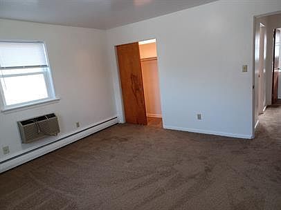 2nd image of 4235 Sussex Dr #4210B