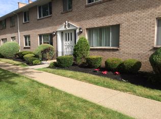 105 Old Lyme Drive, Williamsville, NY 14221