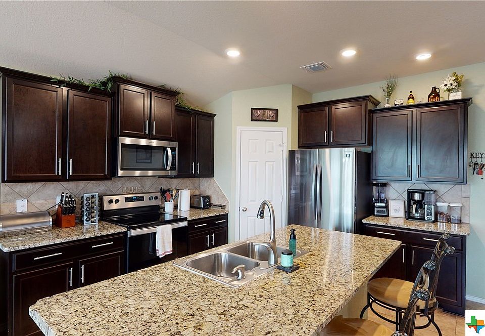 1st image of 308 Danielle Dr