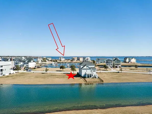 447 Kensington Pl, Newport, NC 28570