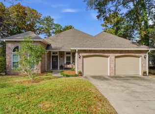 8 Chestnut Point, Petal, MS 39465