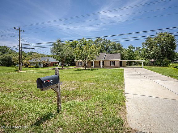 2nd image of 8100 Ocean Springs Rd