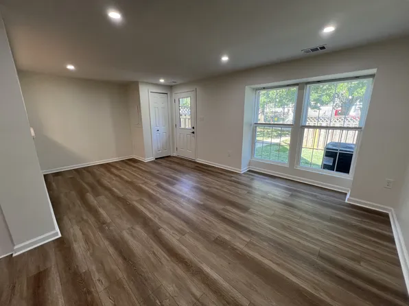 3236 Tapestry Cir, Burtonsville, MD 20866