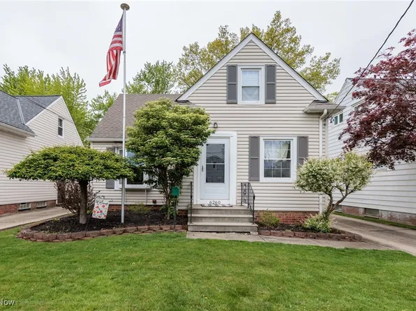 6260 Westminster Dr, Parma, OH 44129
