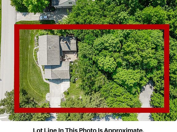 4th image of 3650 Waverly Place Dr