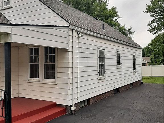 4th image of 162 E Avondale Ave