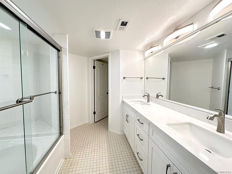 7560 Eads Ave #11 — Photo 12