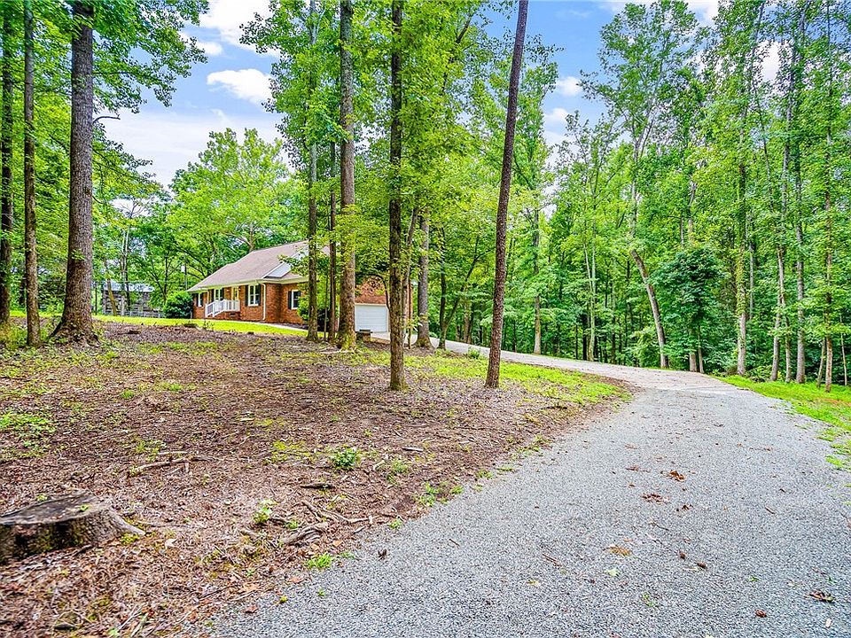 1206 Elon Ossipee Rd Elon, NC, 27244 Apartments for Rent Zillow