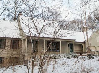7650 Cary St NE, Rockford, MI 49341