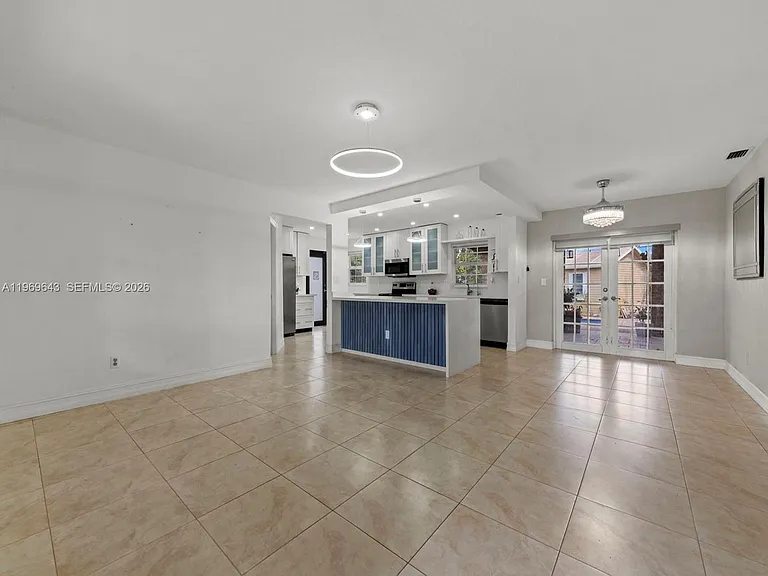 3605 SW 122nd Pl #1 — Photo 9