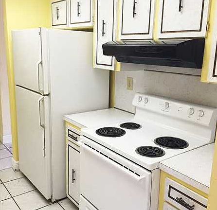 4th image of 7812 NW 40th St