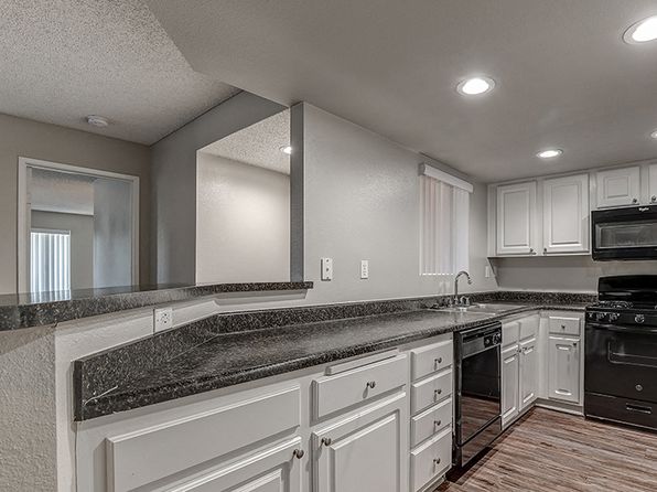 1885 San Remo Dr #15-201