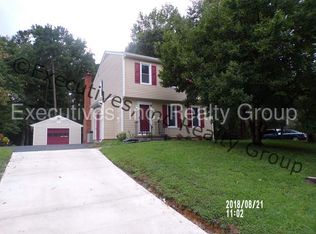 9506 Shamrock Dr, North Chesterfield, VA 23237