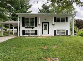 3732 W Fairington Dr, Bloomington, IN 47403