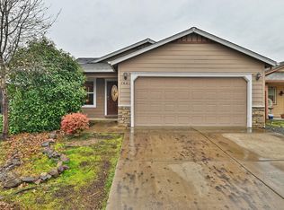 7861 27th St, White City, OR