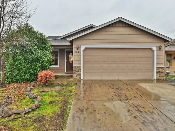 7861 27th St, White City, OR 97503