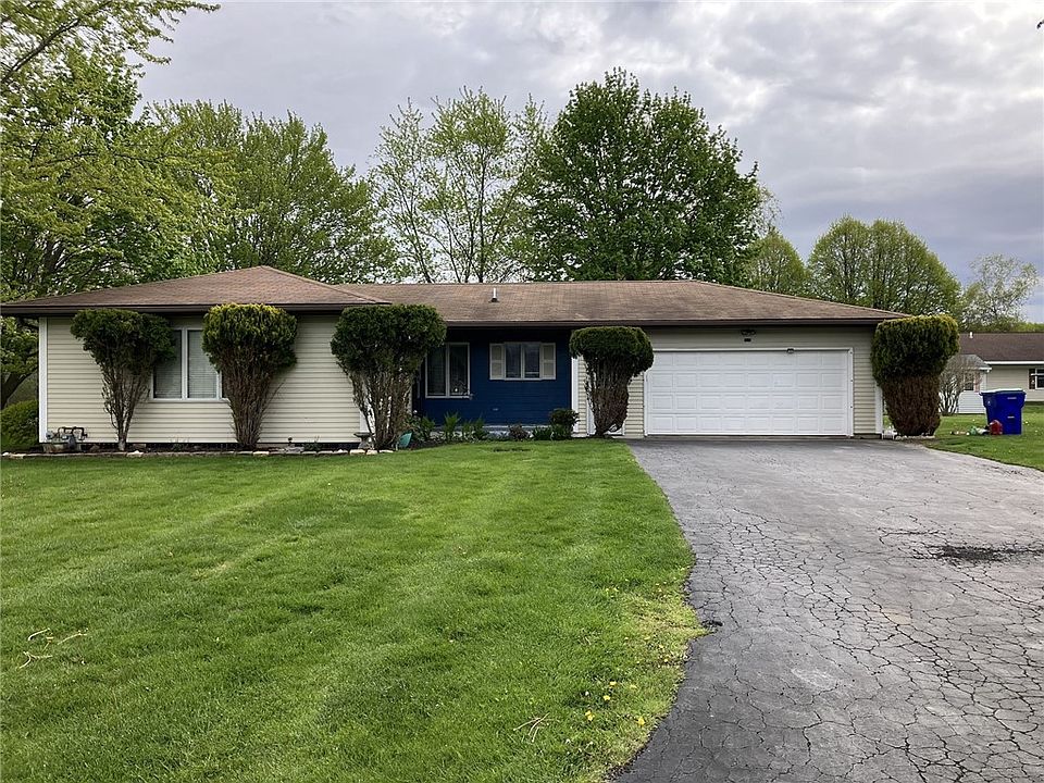 1st image of 102 Eastview Dr
