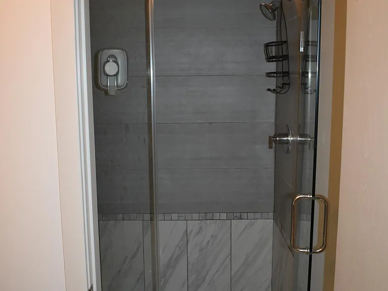 110 W Thompson St #A — Photo 10