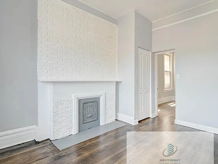 2926 S Wallace St #3R — Photo 4