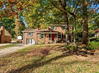 1000 Pineburr Rd, Jamestown, NC 27282