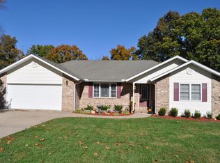 13 Northwoods Dr, Kimberling City, MO 65686