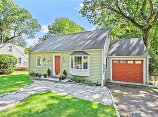 3 Joemar Rd, Norwalk, CT 06854