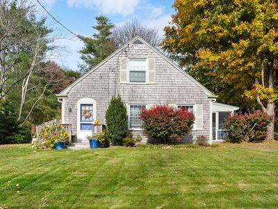 5 Captains Ln, Mattapoisett, MA, 02739