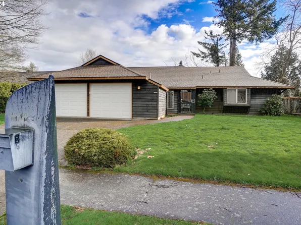 2052 NE 38th Dr, Gresham, OR 97030