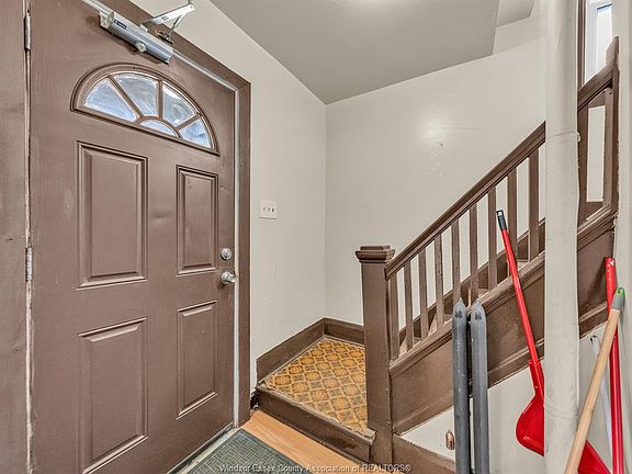 2nd image of 669 Park St W Unit B
