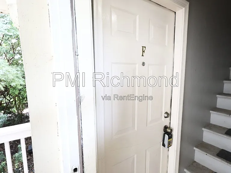 513 S Harrison St #F — Photo 3