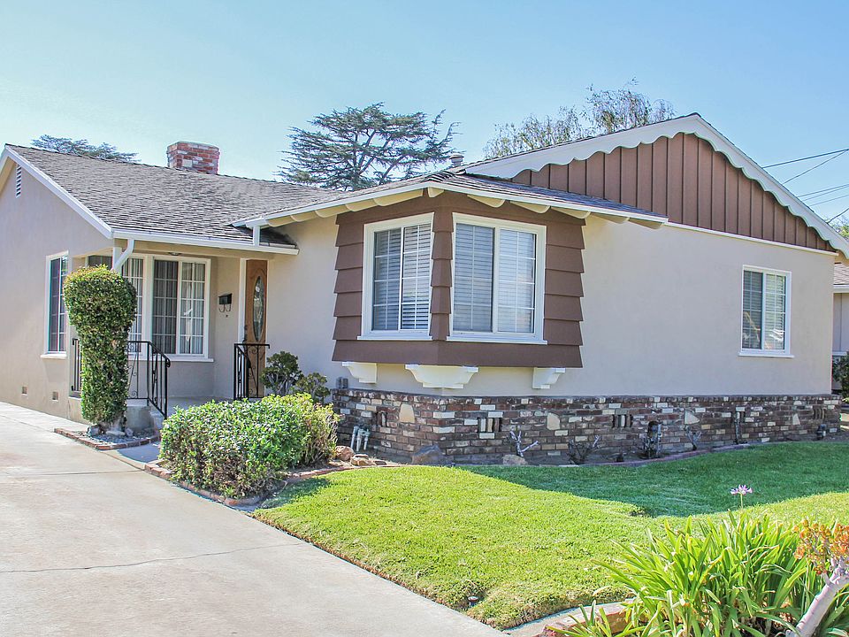 1st image of 10237 Randwick Dr