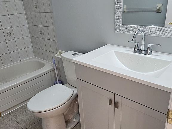 5th image of 49 Raponi Cir #Basement