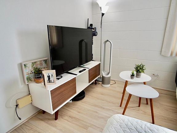 2nd image of 909 Ala Nanala St APT 1801