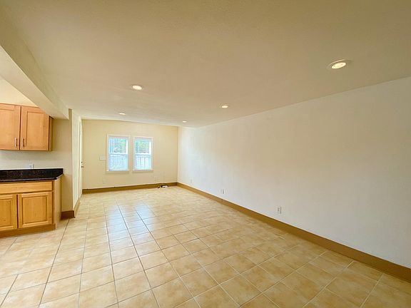 3rd image of 7624 Ney Ave