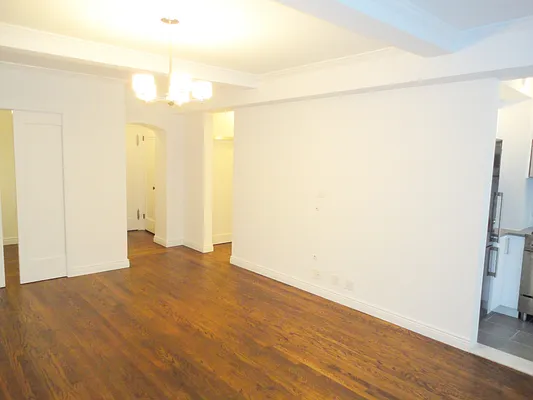 Rented by McDonagh Real Estate | media 16