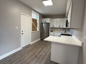 6400 S Peoria St, Chicago, IL