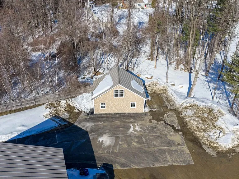 6 Latchkey Ln — Photo 25