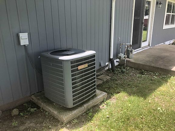 4th image of 505 E McClure Ln