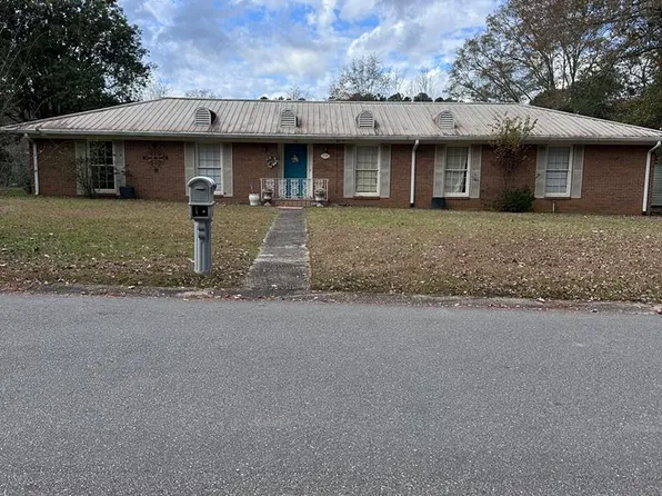 599 Parker Hills Dr, Ozark, AL 36360