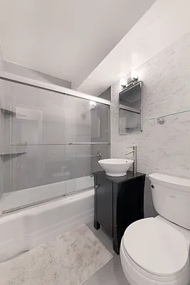 Sold by Owner | media 9