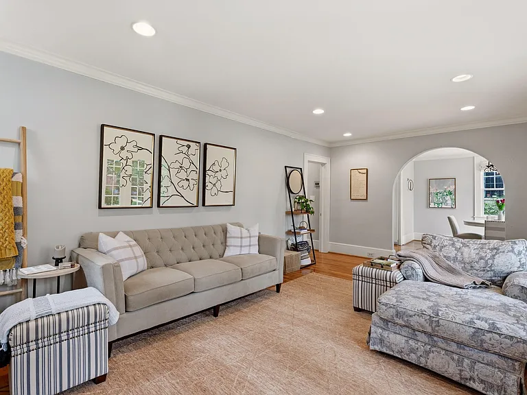 309 Randall St — Photo 8