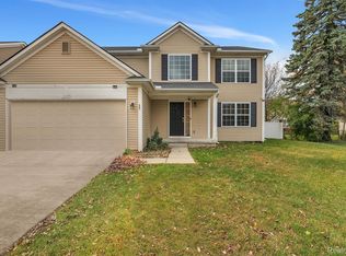 14285 Breakfast Dr, Redford, MI 48239
