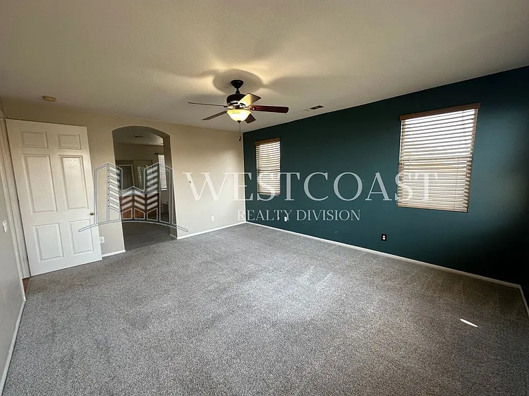 26719 Evergreen Ave — Photo 40