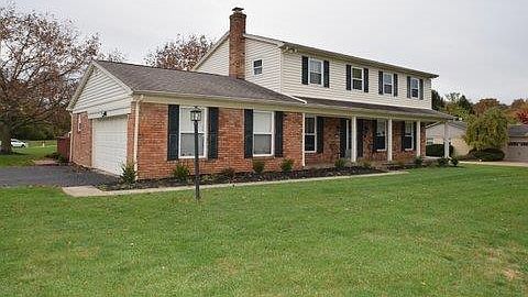 2nd image of 3323 Braewood Dr
