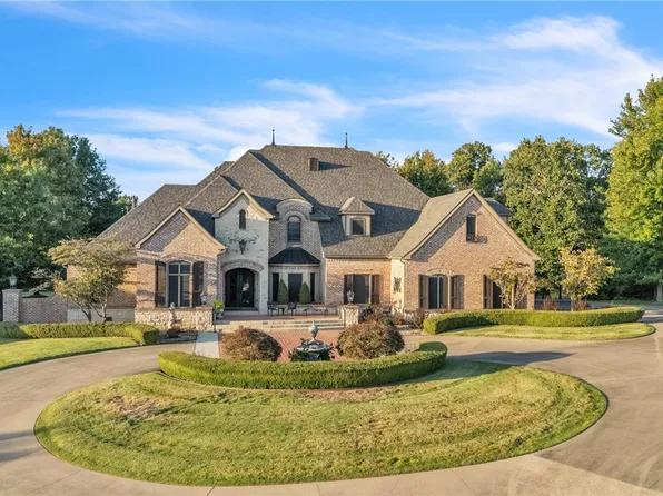 5498 Clear Creek Blvd, Fayetteville, AR 72704