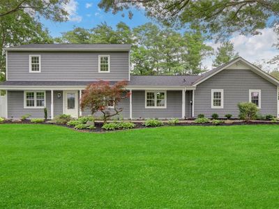 11 Henearly Drive, Miller Place, NY, 11764