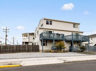 35 76th St E #A, Sea Isle City, NJ 08243