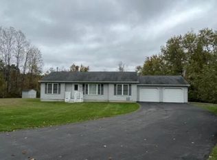 394 Stairs Rd, Amsterdam, NY 12010