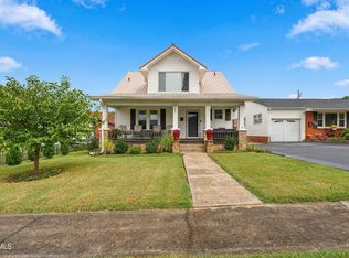 209 1st St, Erwin, TN 37650